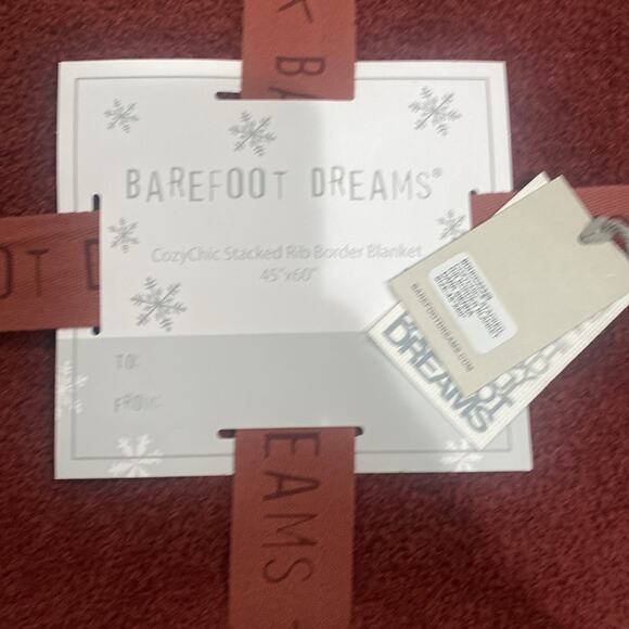 Barefoot Dreams CozyChic 45x60 Stacked Rib Border Blanket - Picture 4 of 8